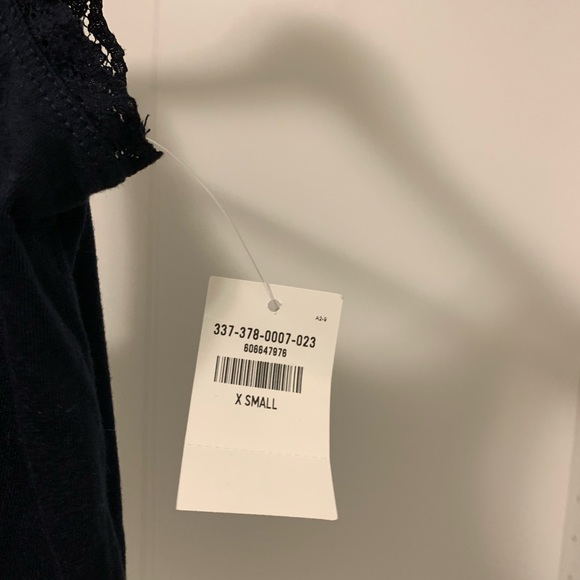 Hollister Tank Top in Navy - Size XS - Picture 3 of 3